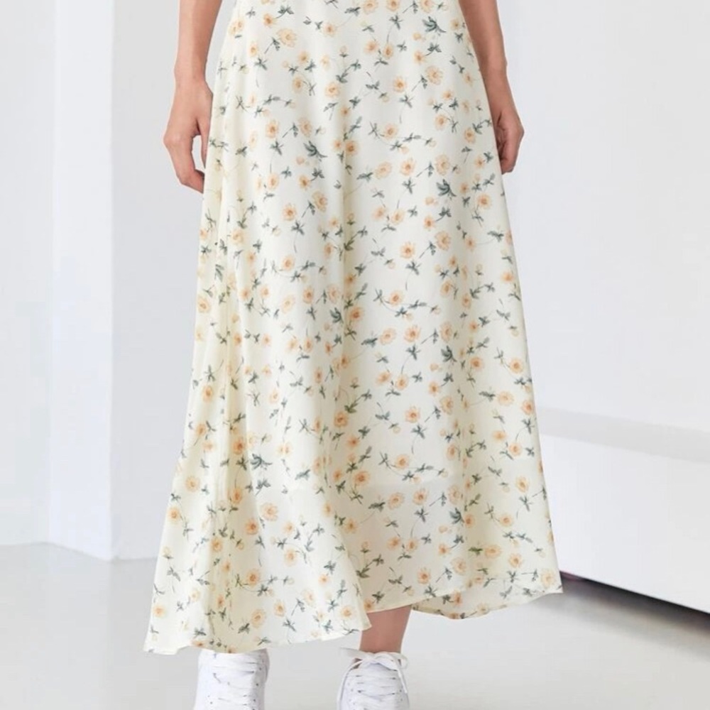 Long Skirt With Flower Design